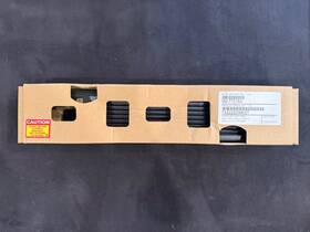 Apc 0m-77216 Smart Ups Bezel Kit