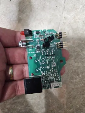 640-3078-z Apc Rev05 Back-ups Pro 1300 Board
