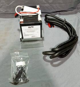 Apc 731304291732 Ups 350va/500va 40c Battery