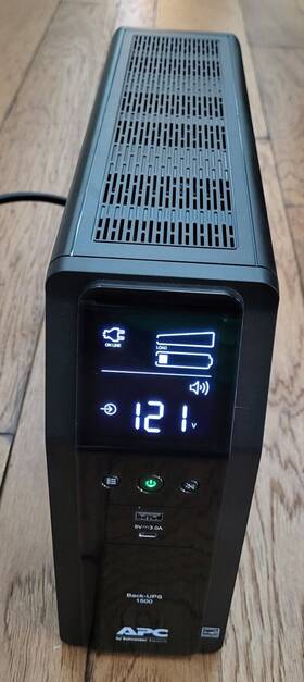Apc 8n1500m2 By Schneider Electric Back Ups 1500 10 Outlets