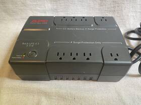 Apc Be550r Back-ups Es 550 Battery Back Up Surge Protector No