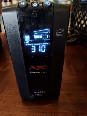 Bn1050m Apc Back-ups Pro 1050va 600w Desktop Ups