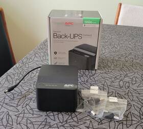 Apc Cp12142li Back-ups Ups 19500 Mah Approx. 8 Hrs. 12vdc 3.5a Round Plug Li Battery