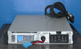 Dla3000rm2u Apc 3000va 2700w 2u Rm Ups -w/new Batteries - No Face Plate