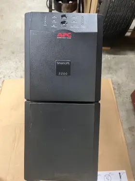 Sau2200 Apc Smart-ups 2200 1920va 120v Lcd 8x Nema 5-15r And 2x 5-20r Outlets