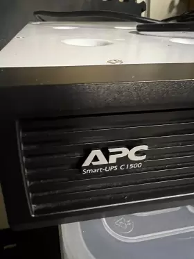 Smc1500-2u Apc Smart-ups Power Backup Lcd 1500va 900w 120v Rackmount Ref
