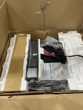 Apc Srt1500mxla-nc Smart Rackmount Battery Backup And Protector With Network Card-srt1500mxla-nc