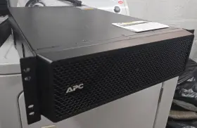Surt192rmxlbp Apc Smart-ups Rt 192v 3u Battery Pack Surt192xlbp No Batteries
