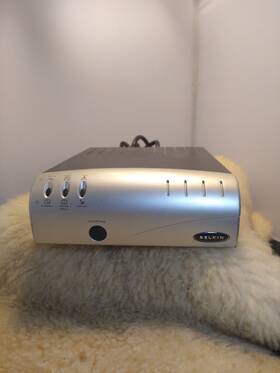 Belkin Pp303xp300w Backup Battery Pp303xp-300w Untested For Parts Or Repair Only