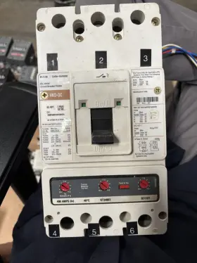 Hkddc3400a130s5001z01 Cutler-hammer Hkd-dc 400amps 600v Industrial Circuit Breaker Frame
