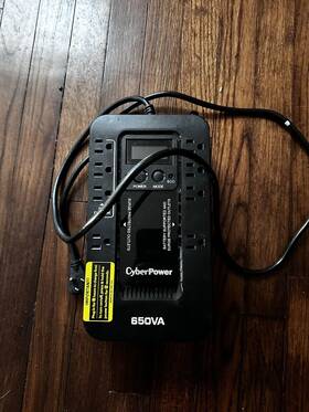 Cyberpower 649532931095 Sx650u Battery Backup With Surge Protection 650va 360 Watts