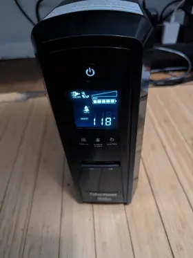 Cst1500s Cyberpower 1500va/900w 10 Outlets Backup Ups Pure Sine
