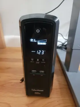 Gx1325u Cyberpower 1325 Va 810w Ups Pc Gaming Battery Back Up - Black