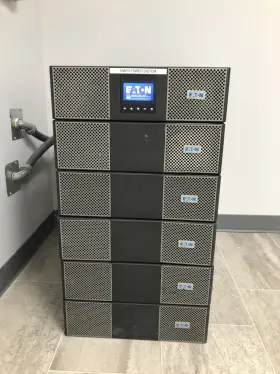 9px11 Eaton Powerware 11 Kvaused 11kva Ups