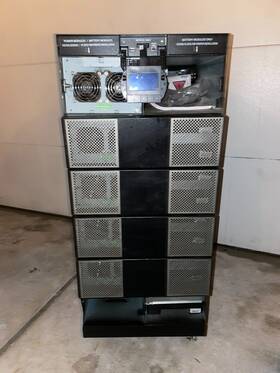 Eaton 9pxm12su Ups System 5 Power Modules 10 Battery Packs Good Condition