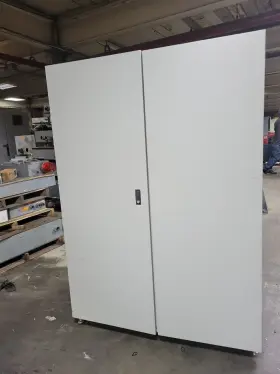 37bp100xwj1bnl Liebert Battery Cabinet Intermittent Duty 02-810039-00 218a 391v