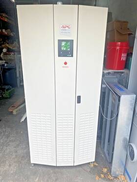 Schneider G4tups50 Electric Mge Galaxy 4000 Ups Battery Cabinet