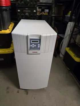 Ue362l180c61t Toshiba 18kva Ups Floor Standing On Rollers Beige 1phase With Computer Interfac