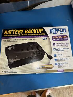 Tripp Lite Avrx750u-3 Tripp-lite 120 Volt Battery Back Up Uninterruptible Charging Station 6 Plug Ups