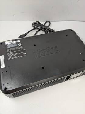 Tripp Lite Smart1500lcd 1500va Ups Smart Battery Backup/surge Protector 900w
