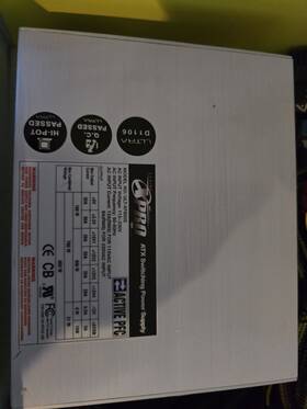 Ultra Ult-xf800s X Pro Atx Switching Power Supply 800 W 50-60hz 115-230v
